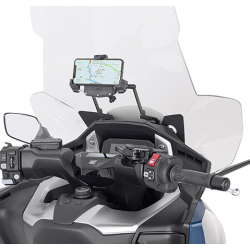 Chassis support GPS FB2130 GIVI à monter derrière la bulle, pour fixer les  S902A et support GPS pour Yamaha Tracer 700 2016 et + - Tech2Roo