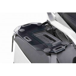 PP193 : Portaequipajes para maletas laterales de origen Isotta Transalp XL750