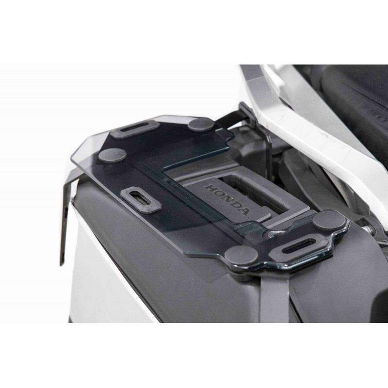 PP193 : Portaequipajes para maletas laterales de origen Isotta Transalp XL750